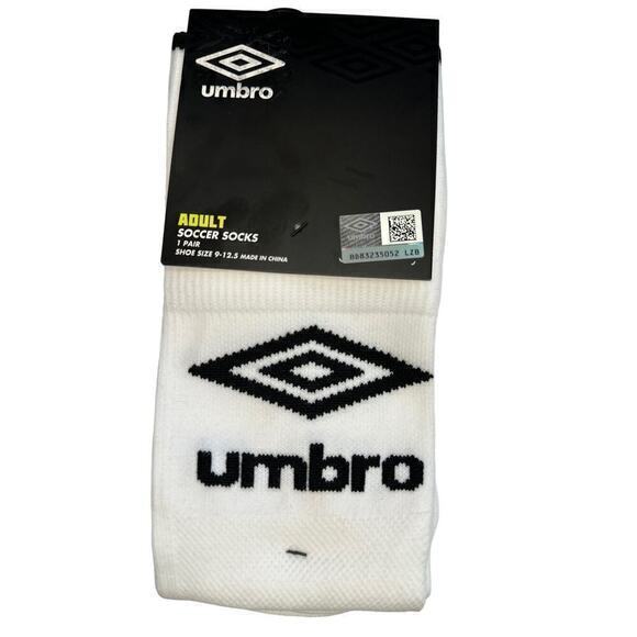 UMBRO ADULT SOCCER SOCKS WHITE W/‎ BLACK FITS SIZE 9-12.5 - Picture 1 of 3